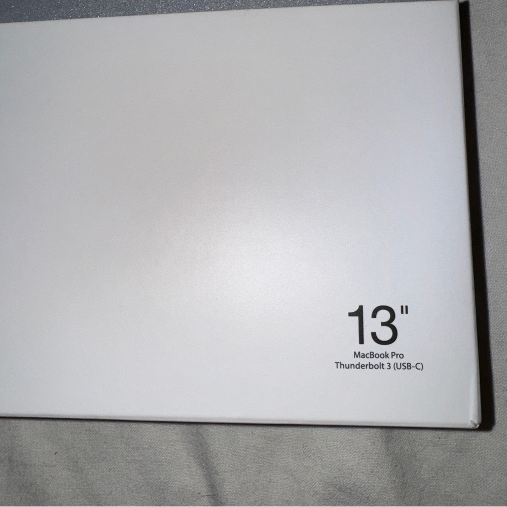 Incase Snap Jacket MacBook Pro 13" Silver - Picture 3 of 6
